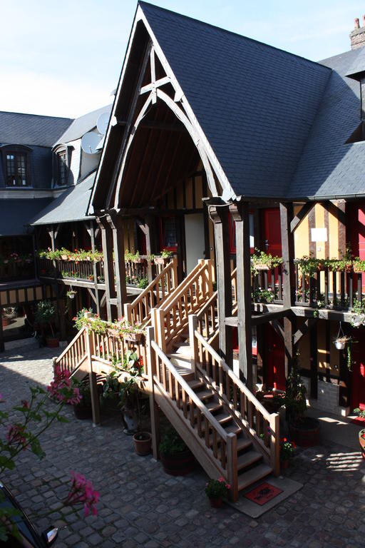 Hotel La Diligence Honfleur Exterior photo